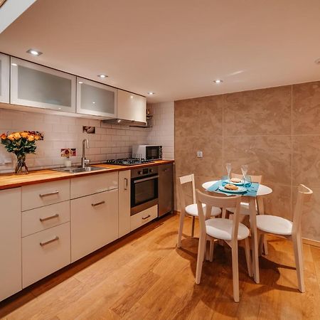 Alpari Apartments Krakow Luaran gambar